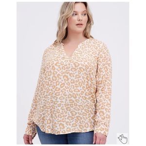 Torrid Blouse Georgette Leopard White Size 0X NWT